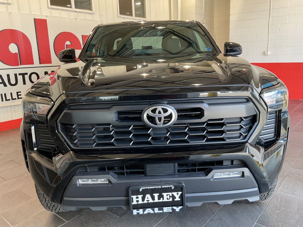 Used 2025 Toyota Tacoma TRD Off-Road Truck Double Cab