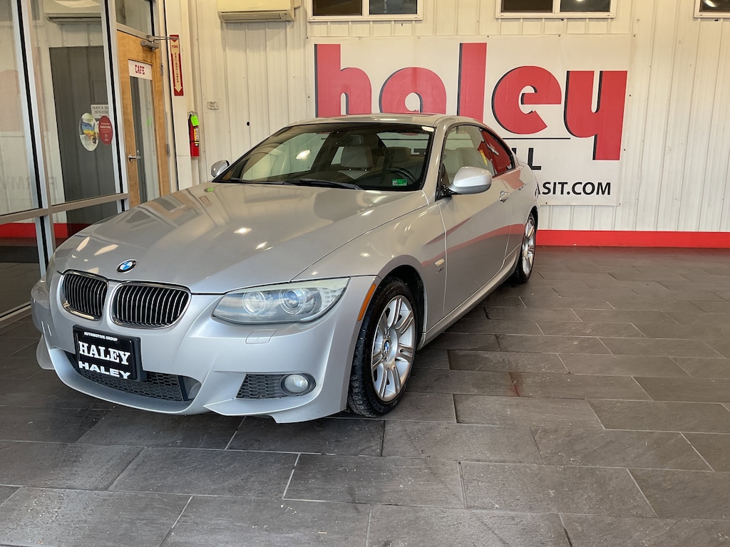 Used 2011 BMW 335i xDrive  Coupe