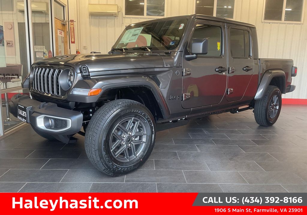 2026 Jeep Gladiator Sport S Auto's photo