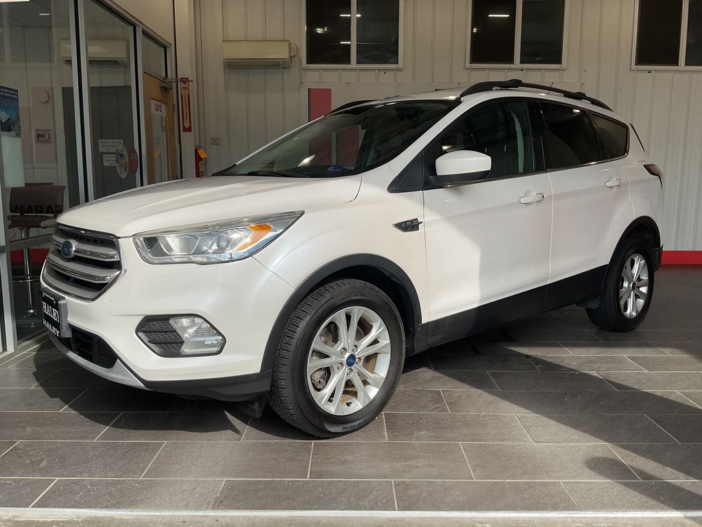 Used 2018 Ford Escape SEL with VIN 1FMCU9HD2JUD41645 for sale in Chester, VA