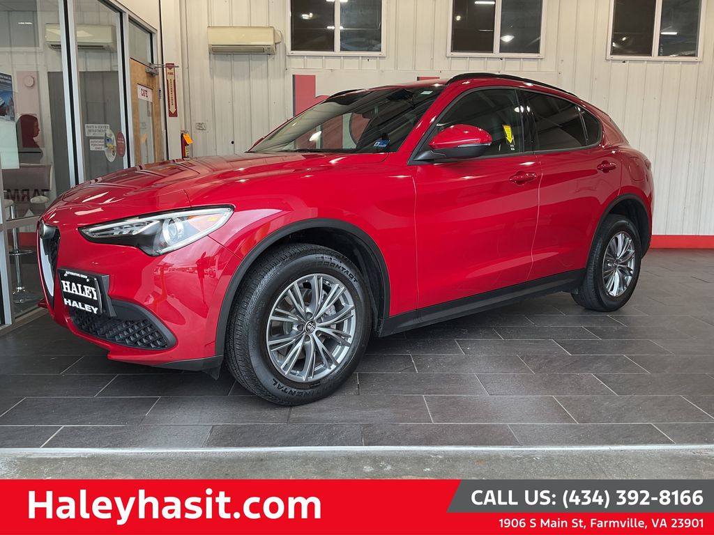 2022 Alfa Romeo Stelvio