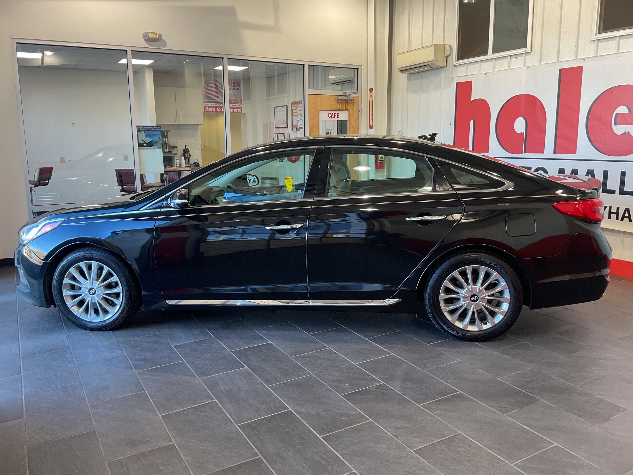 2015 Hyundai Sonata Limited photo 3