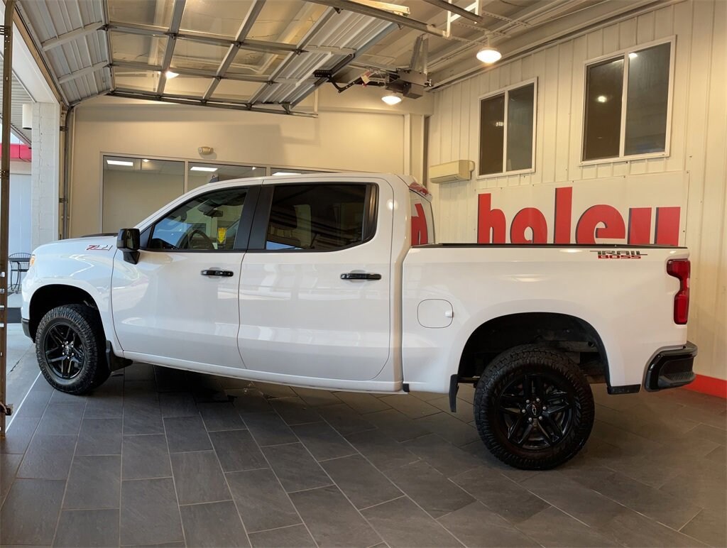 Used 2023 Chevrolet Silverado 1500 LT Trail Boss Truck Crew Cab