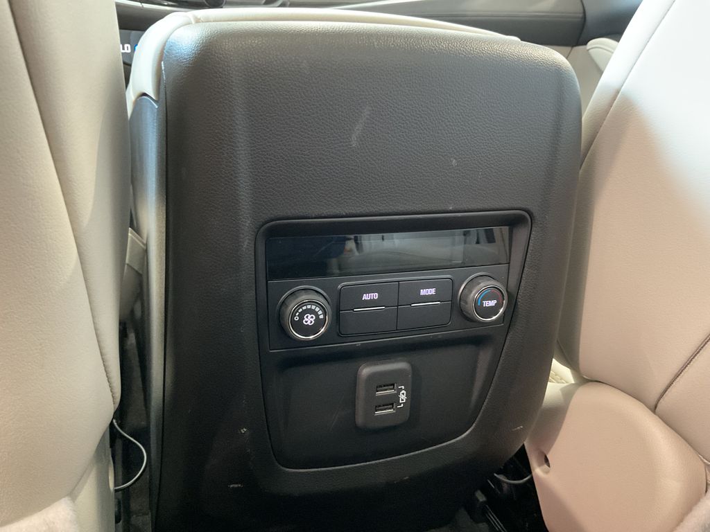 2023 Buick Enclave Essence - Photo 33