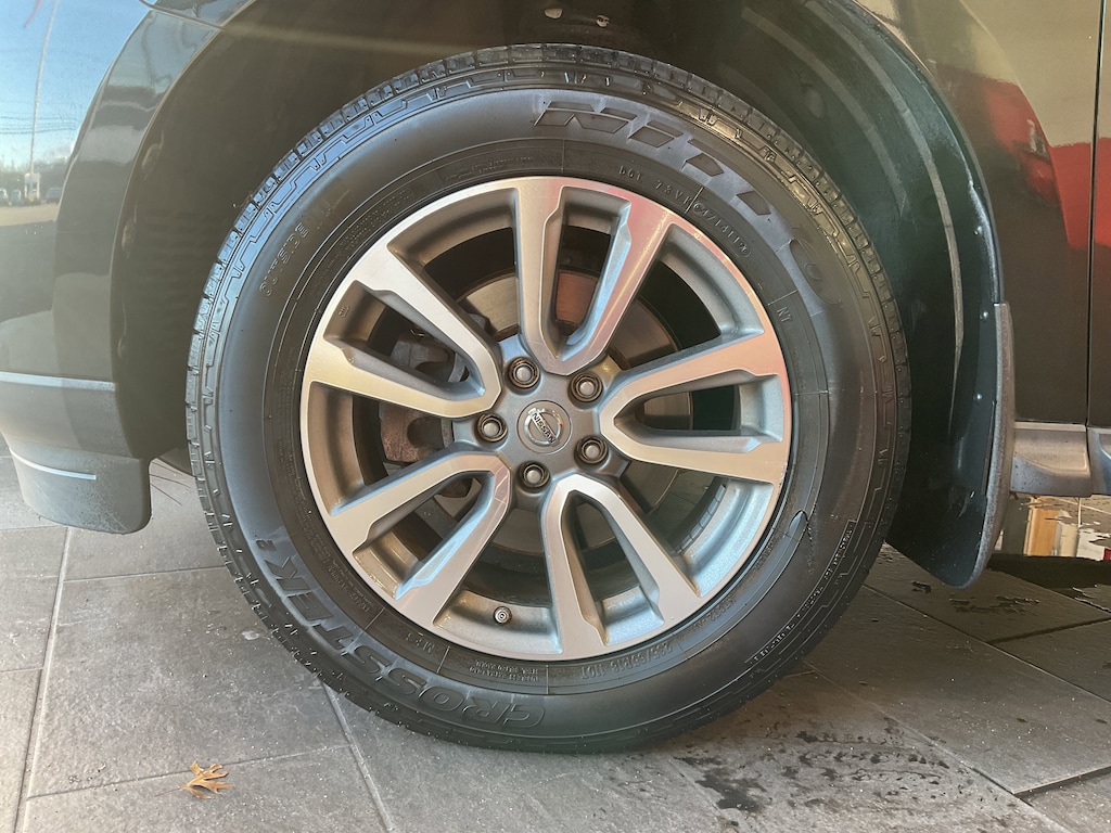 Used 2016 Nissan Pathfinder S SUV