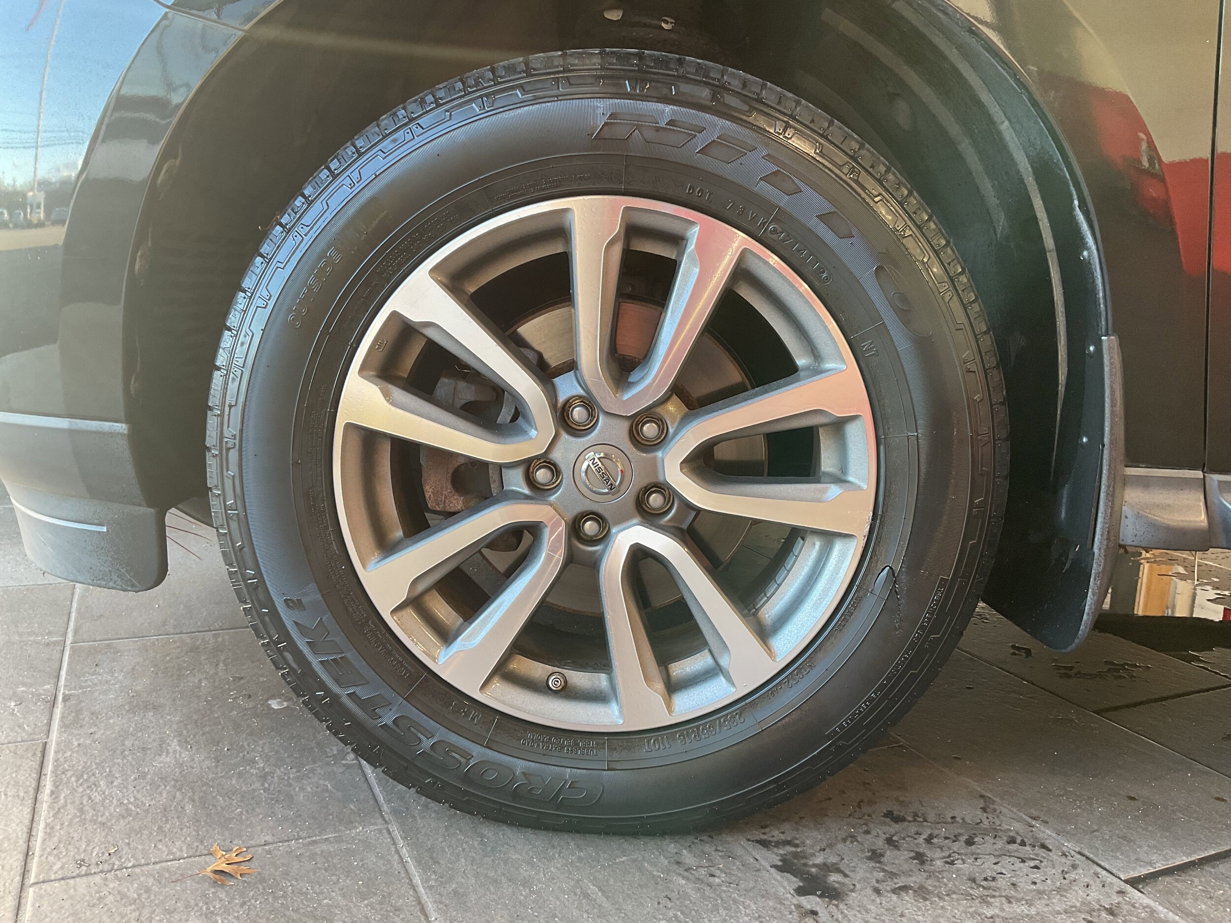 2016 Nissan Pathfinder S photo 4