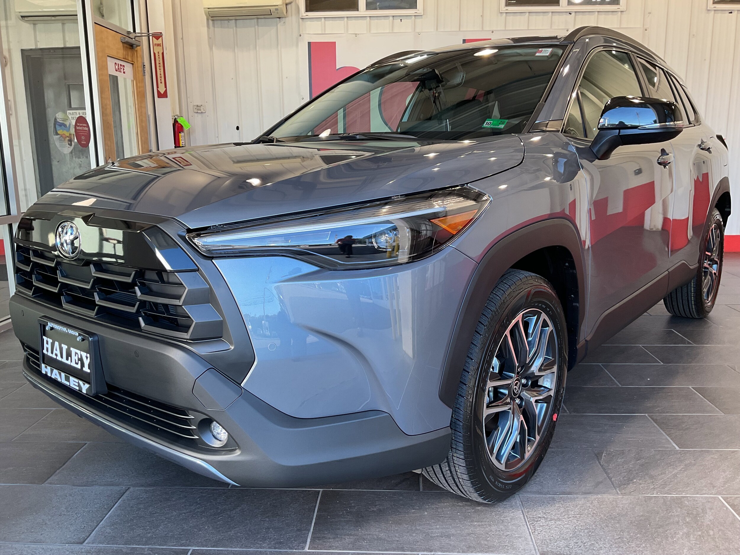 2026 Toyota Corolla Cross XLE photo 2