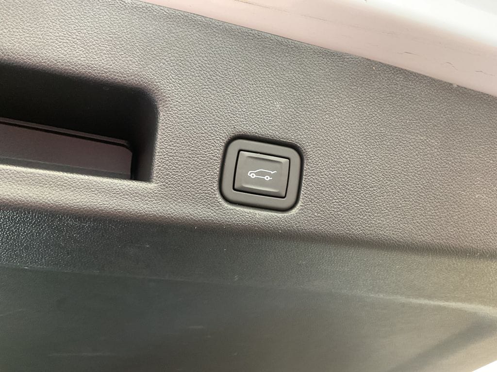 2025 Buick Enclave Preferred - Photo 11