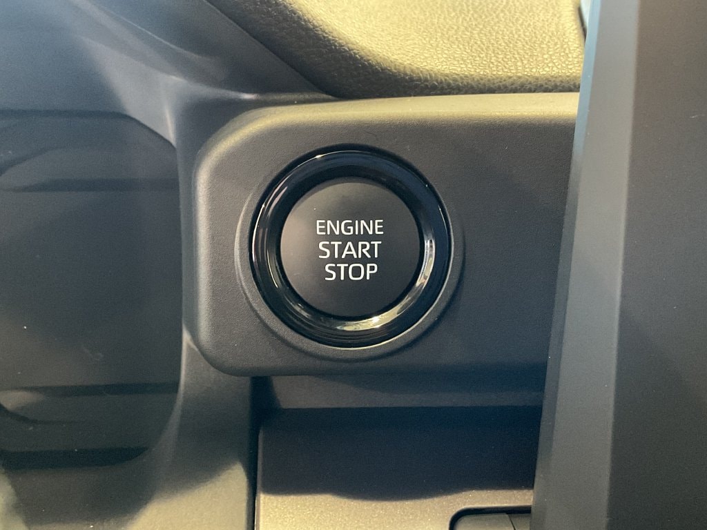 2026 Toyota Tacoma SR5 - Photo 18
