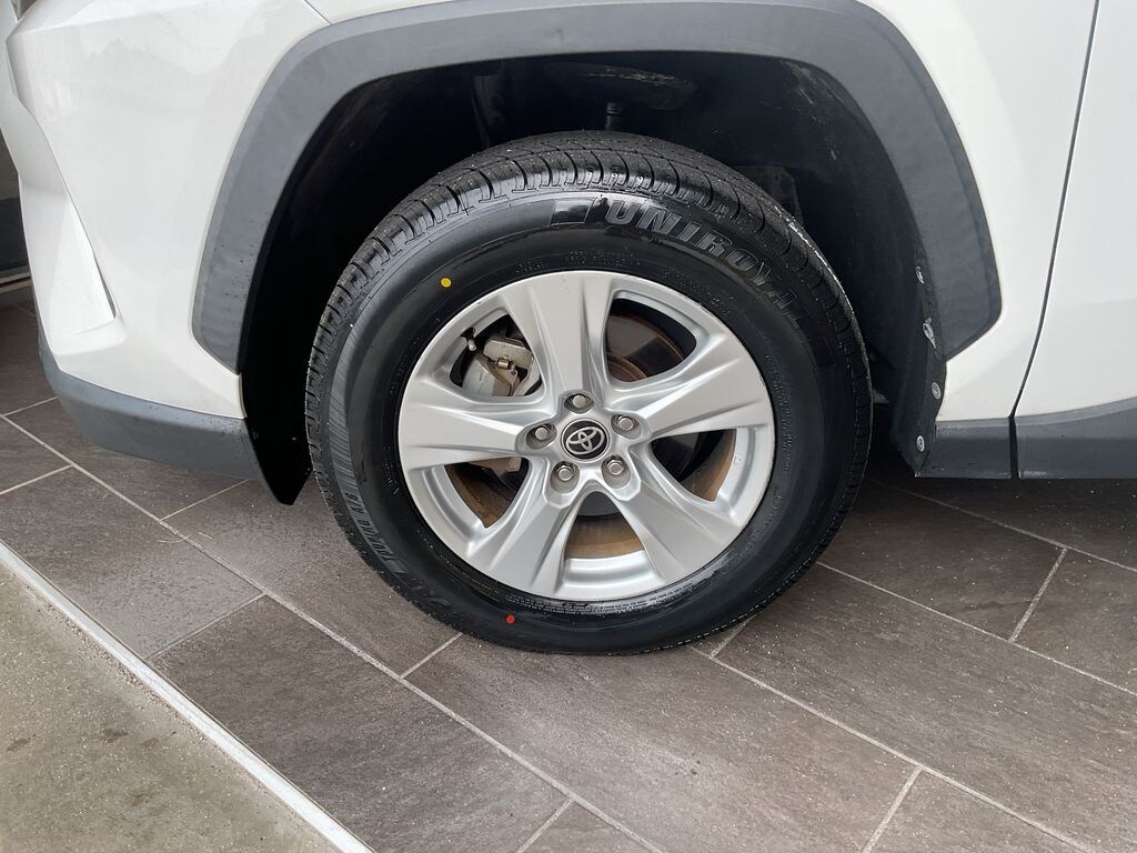 Used 2021 Toyota RAV4 XLE SUV