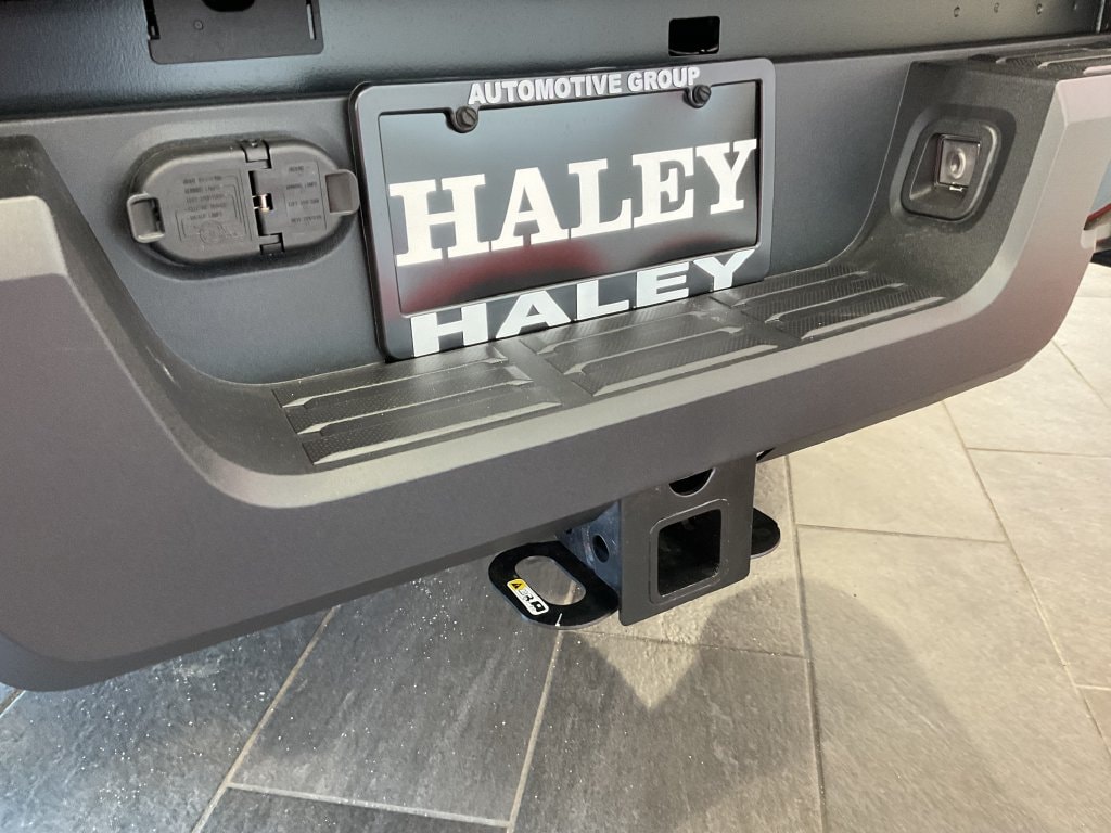 2026 Toyota Tacoma SR5 - Photo 9