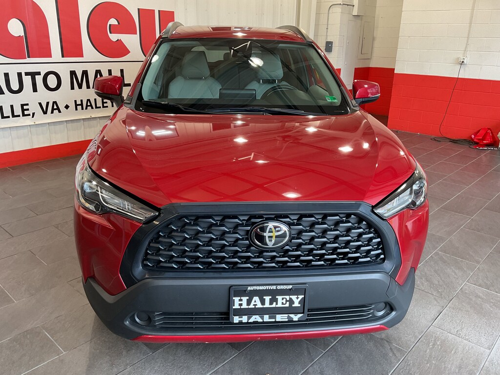 Used 2022 Toyota Corolla Cross LE SUV