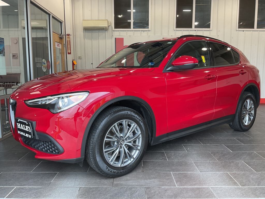 Used 2022 Alfa Romeo Stelvio Sprint SUV