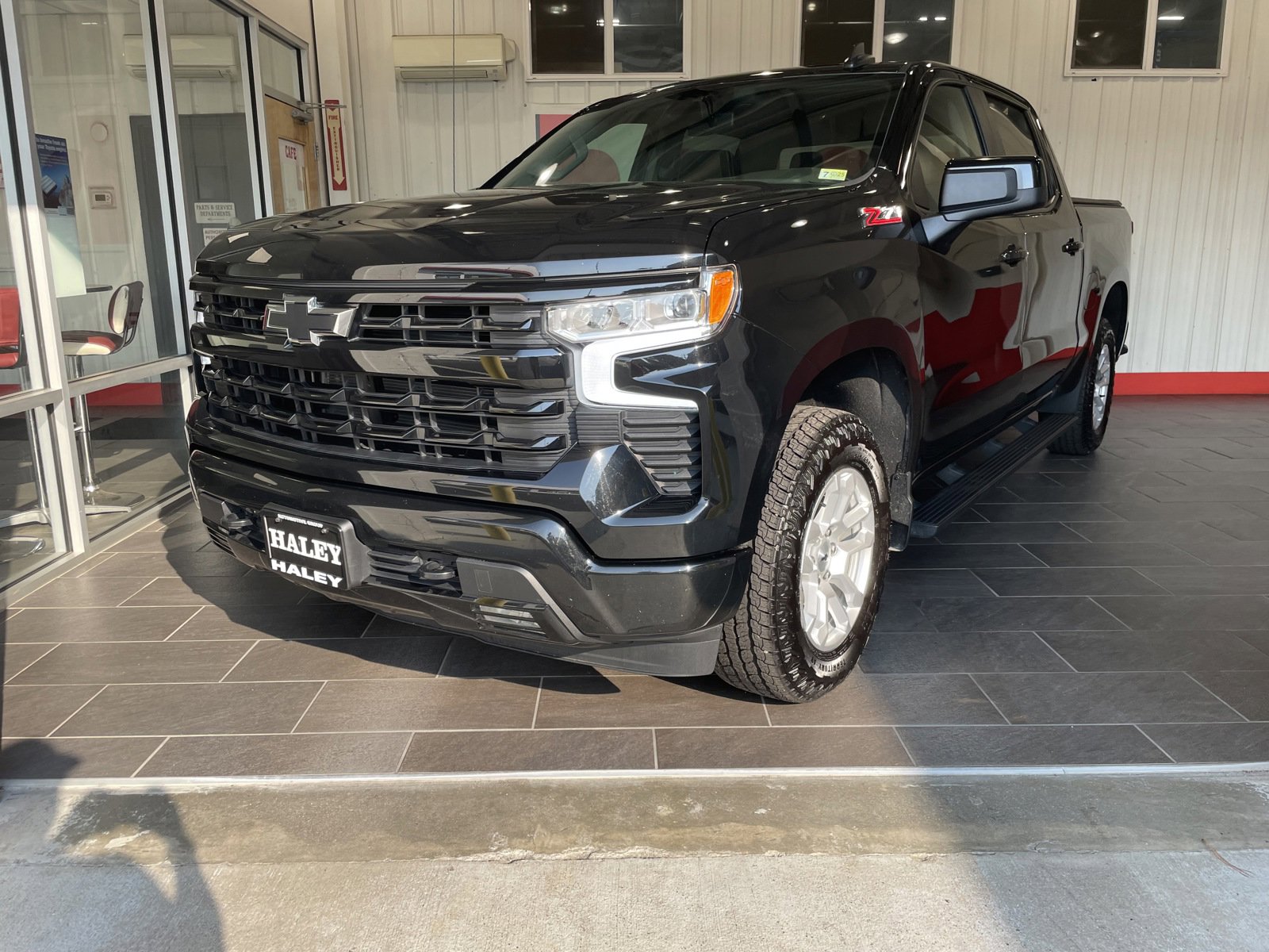 Used 2023 Chevrolet Silverado 1500 RST with VIN 2GCUDEED7P1103512 for sale in Farmville, VA