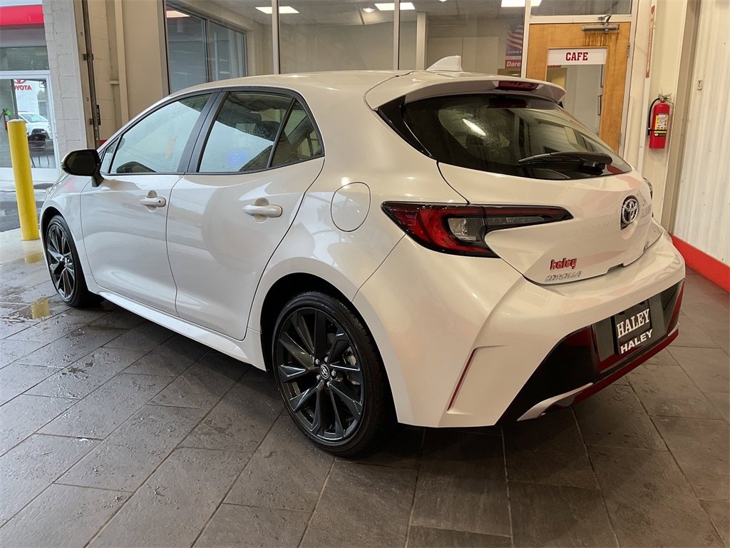 New 2025 Toyota Corolla Hatchback XSE Hatchback