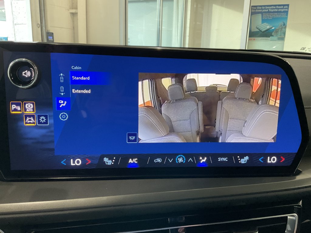 2027 Chevrolet Traverse LT - Photo 28