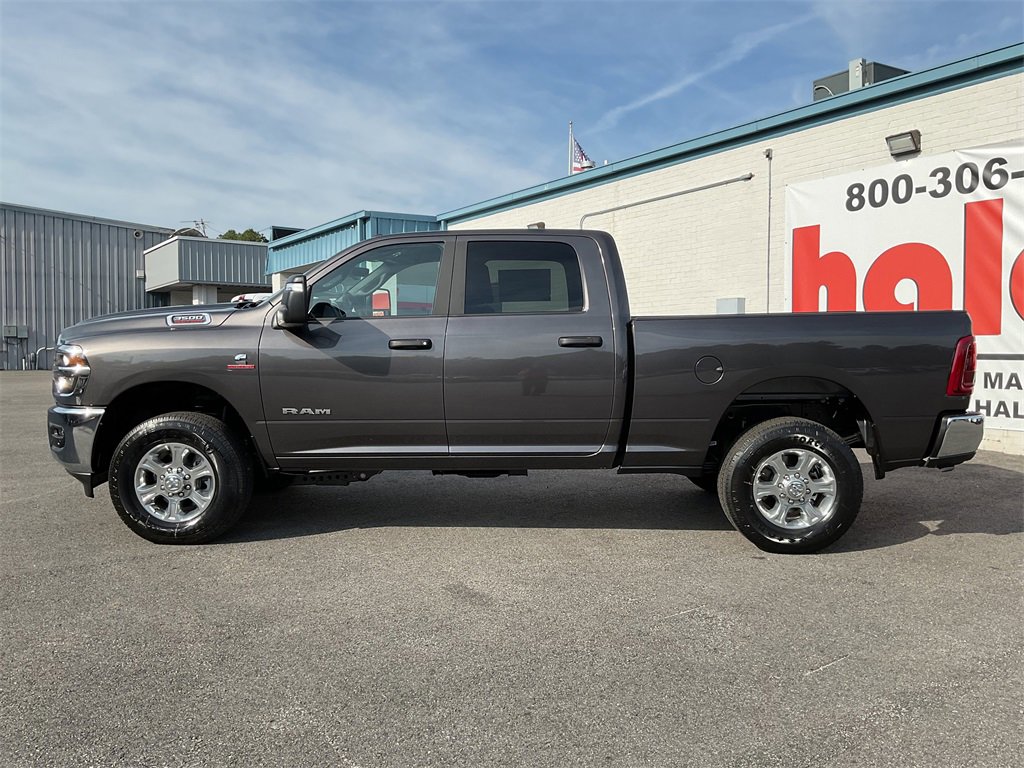 2026 Ram 3500 Big Horn photo 3