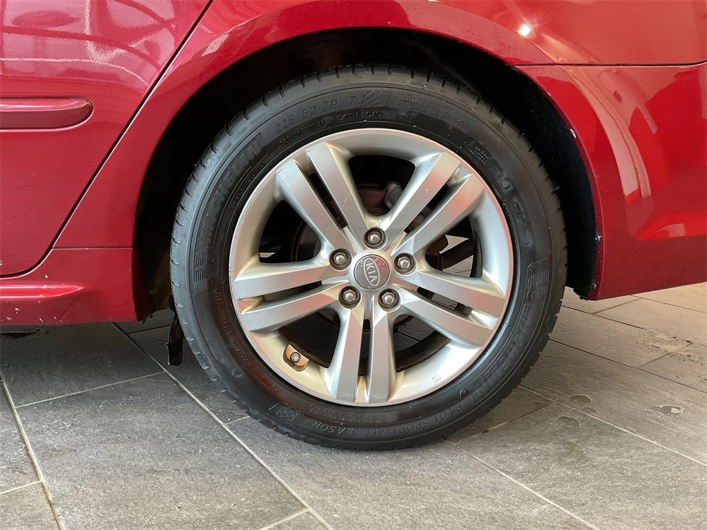 2009 Kia Optima SX photo 4