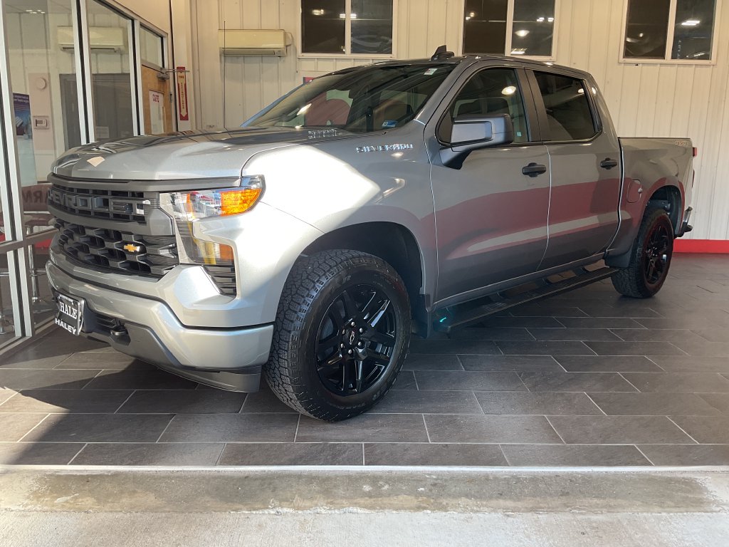 2026 Chevrolet Silverado 1500 Custom Truck