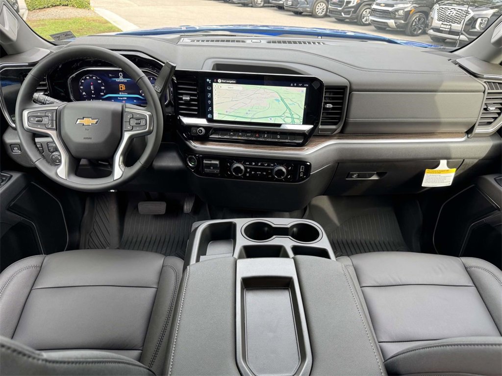 2026 Chevrolet Silverado 1500 LT photo 2