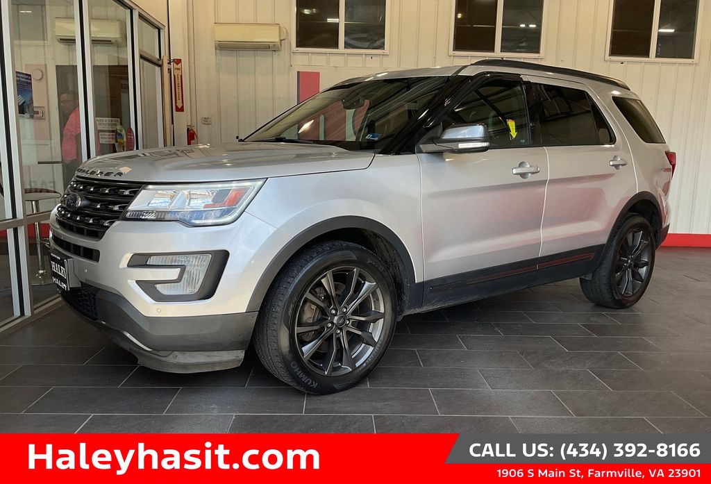 2017 Ford Explorer XLT 4WD's photo