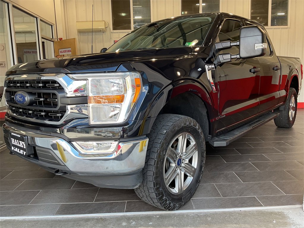 2022 Ford F-150 XLT photo 2
