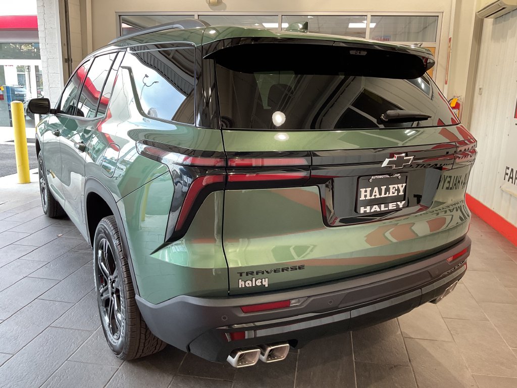 2027 Chevrolet Traverse LT - Photo 6