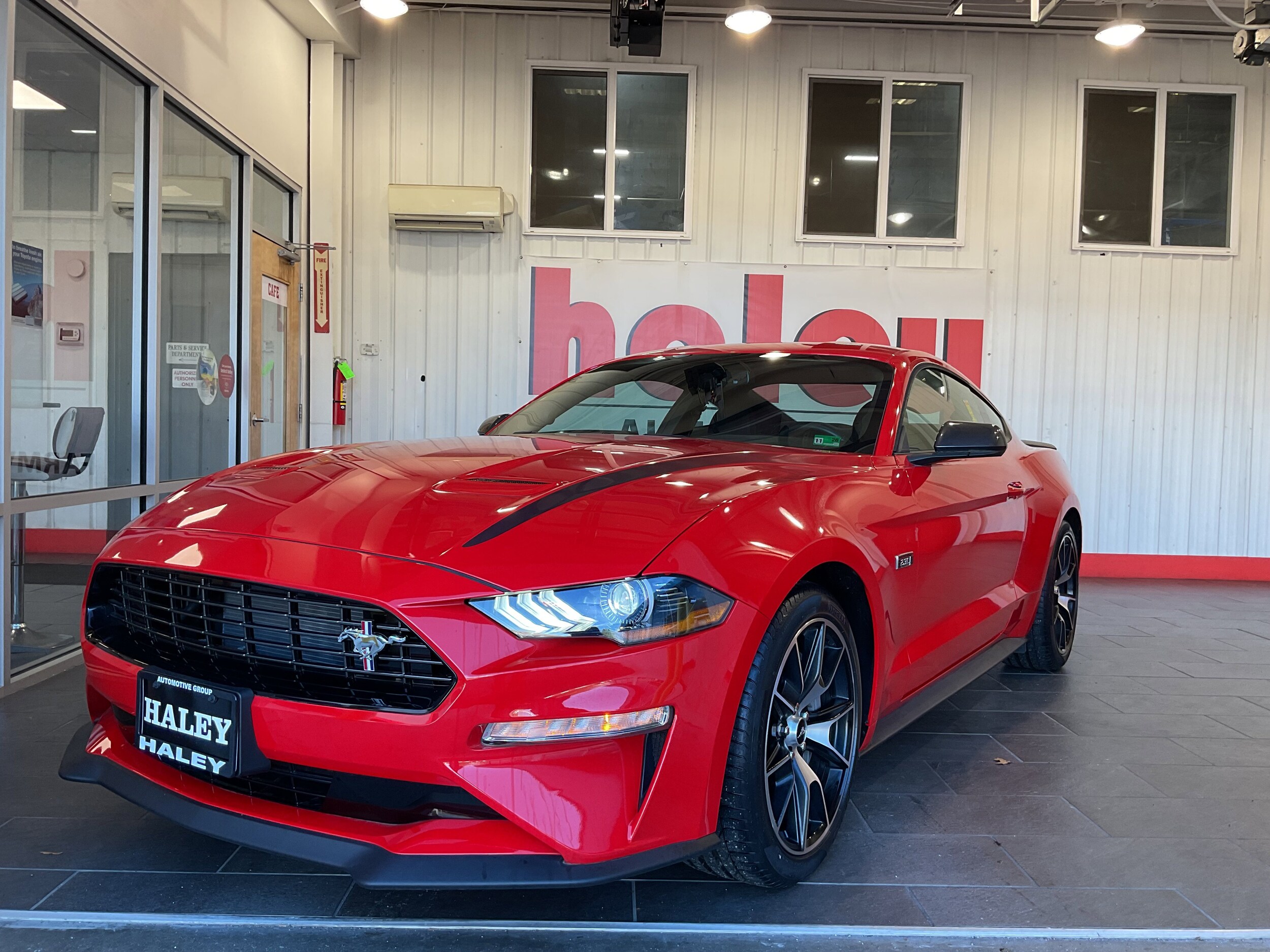 2020 Ford Mustang EcoBoost photo 2