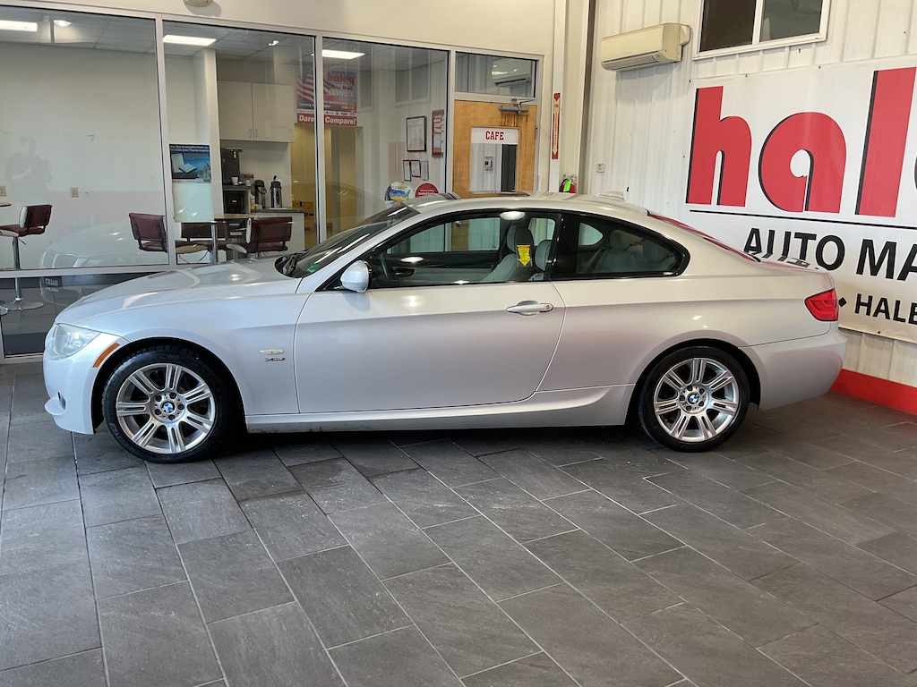 Used 2011 BMW 335i xDrive  Coupe