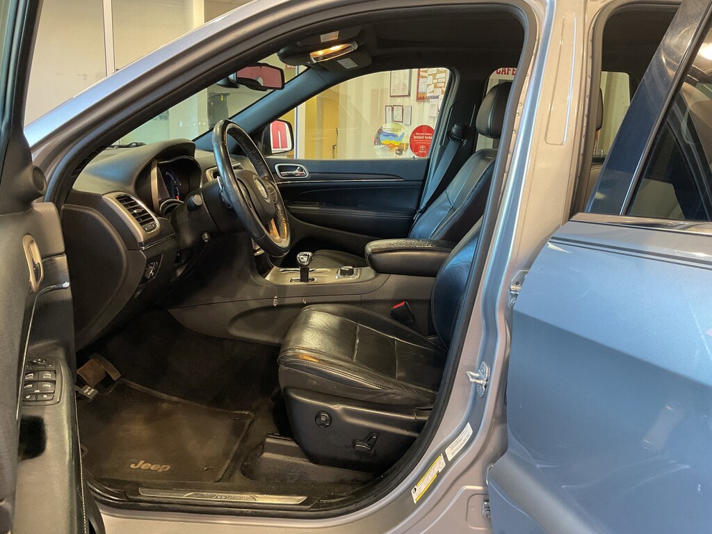 Used 2014 Jeep Grand Cherokee Limited 4x4 SUV