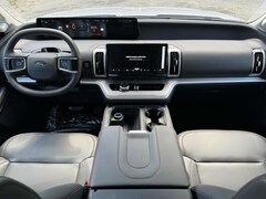 2025 Ford Expedition Active SUV