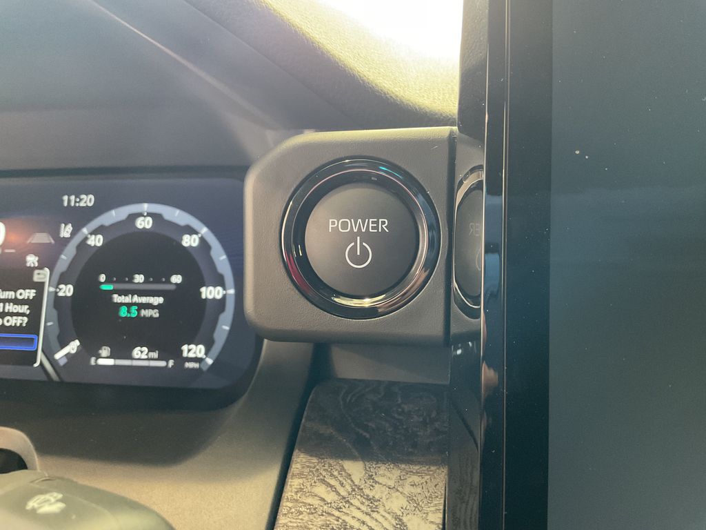 2026 Toyota Tacoma Limited - Photo 19