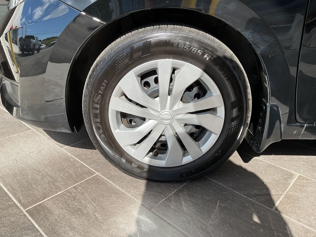 Used 2025 Nissan Versa 1.6 S Sedan