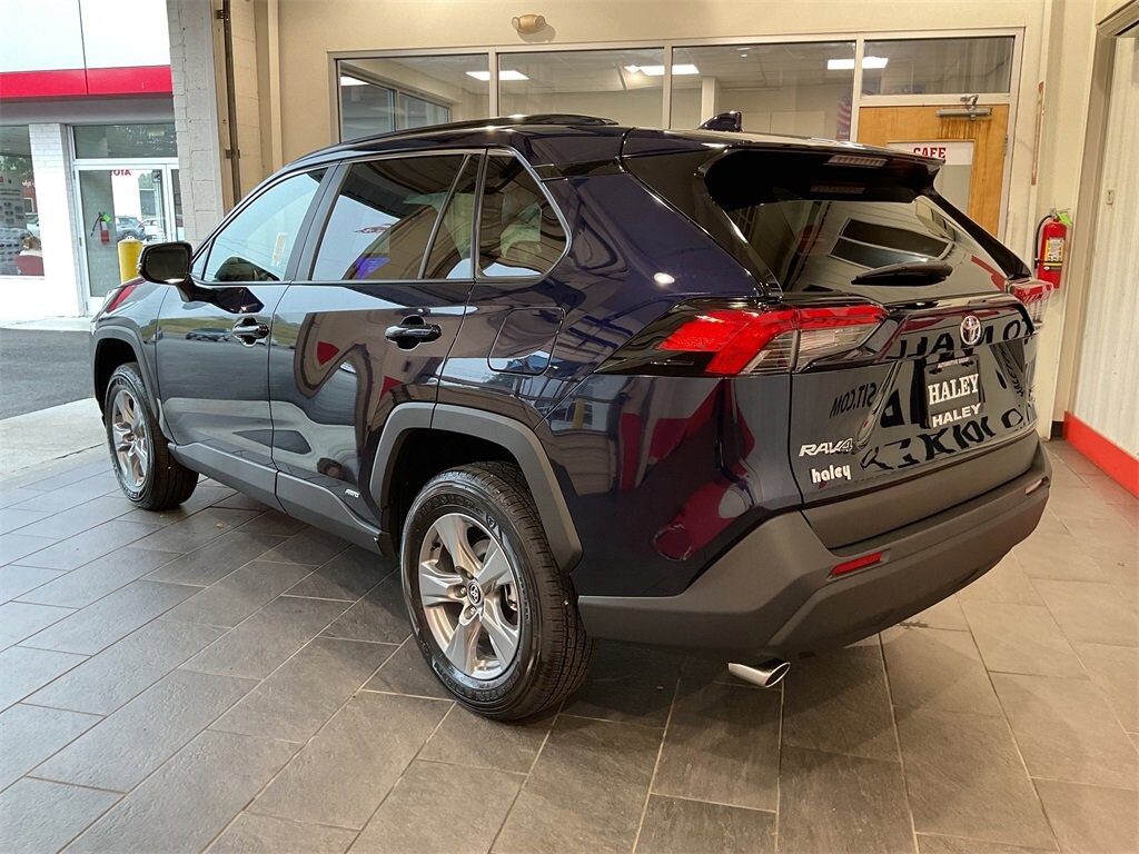 New 2025 Toyota RAV4 Hybrid XLE SUV