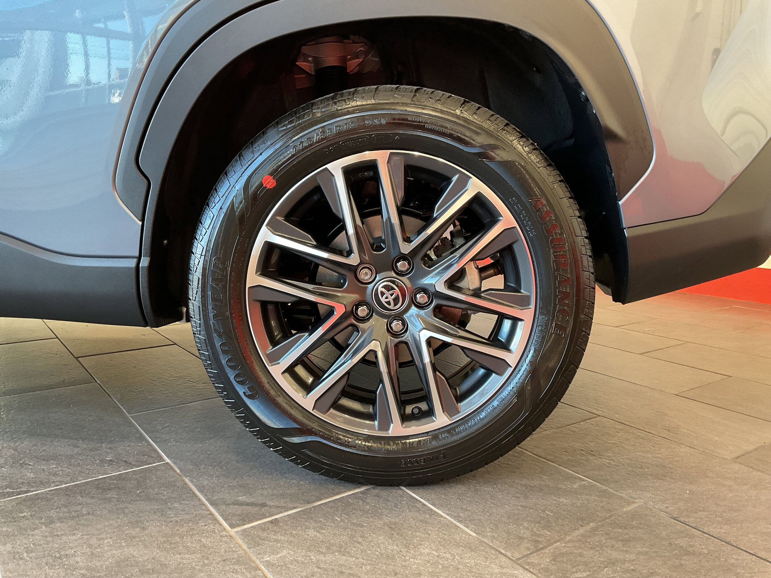 2026 Toyota Corolla Cross XLE photo 4