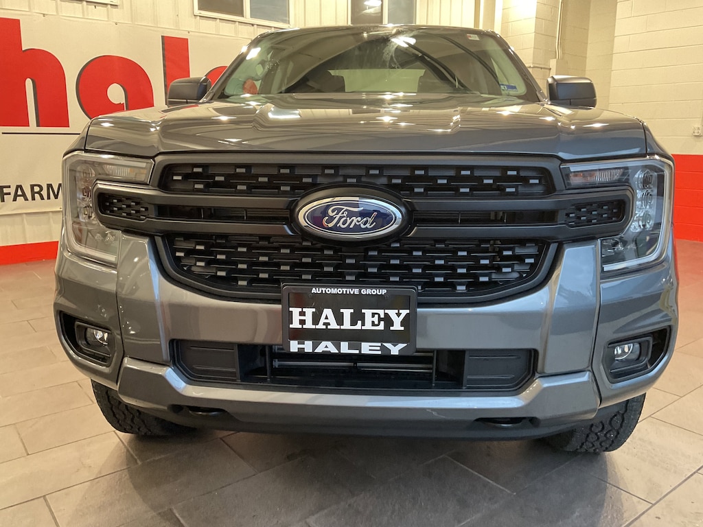 New 2025 Ford Ranger XL Truck SuperCrew