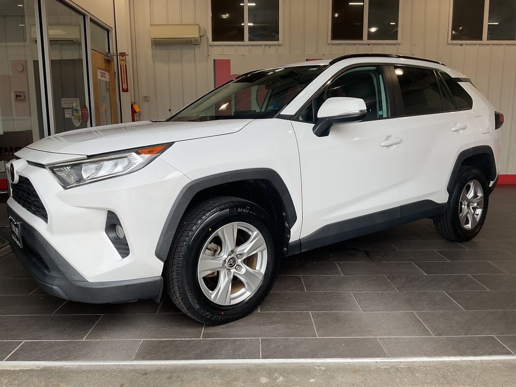 Used 2021 Toyota RAV4 XLE SUV