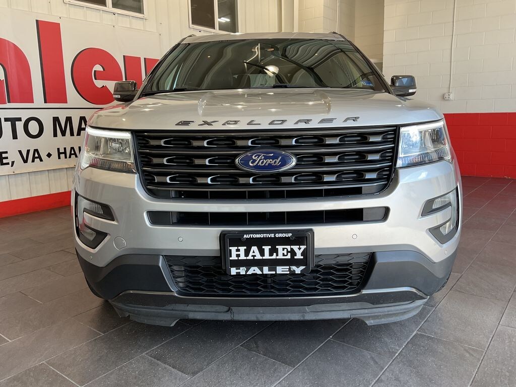 Used 2017 Ford Explorer XLT SUV