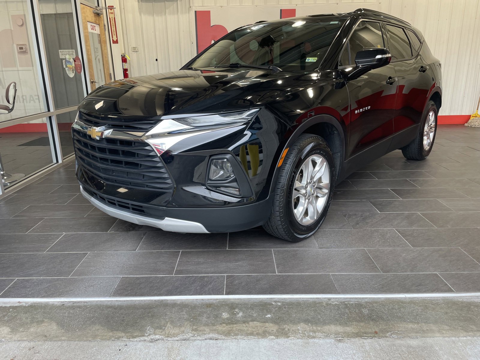 Used 2020 Chevrolet Blazer 2LT with VIN 3GNKBCRS2LS711132 for sale in Farmville, VA