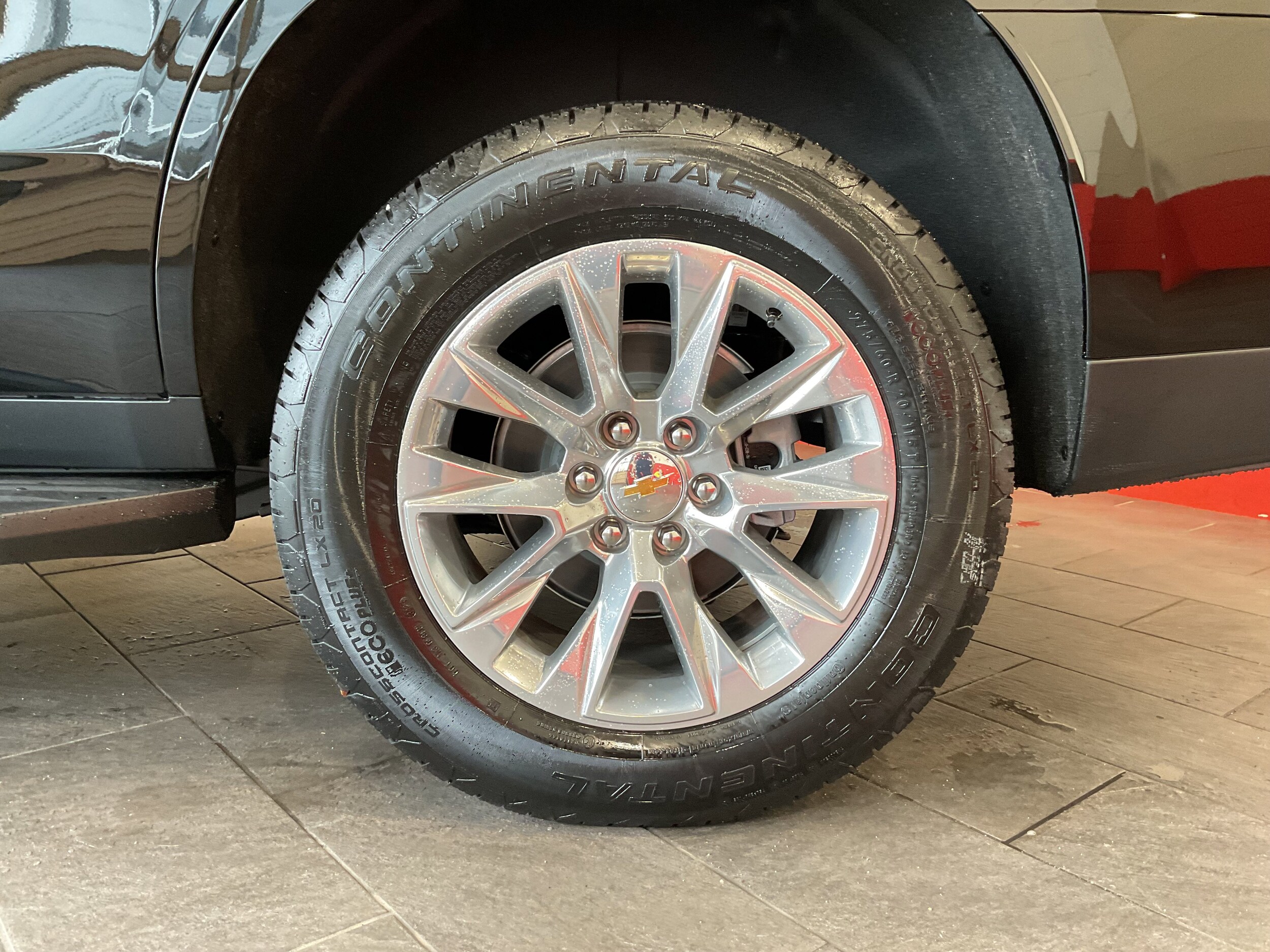 2026 Chevrolet Tahoe Premier photo 3