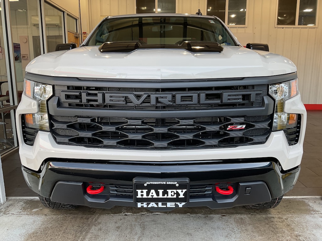 New 2026 Chevrolet Silverado 1500 Custom Trail Boss Truck Crew Cab