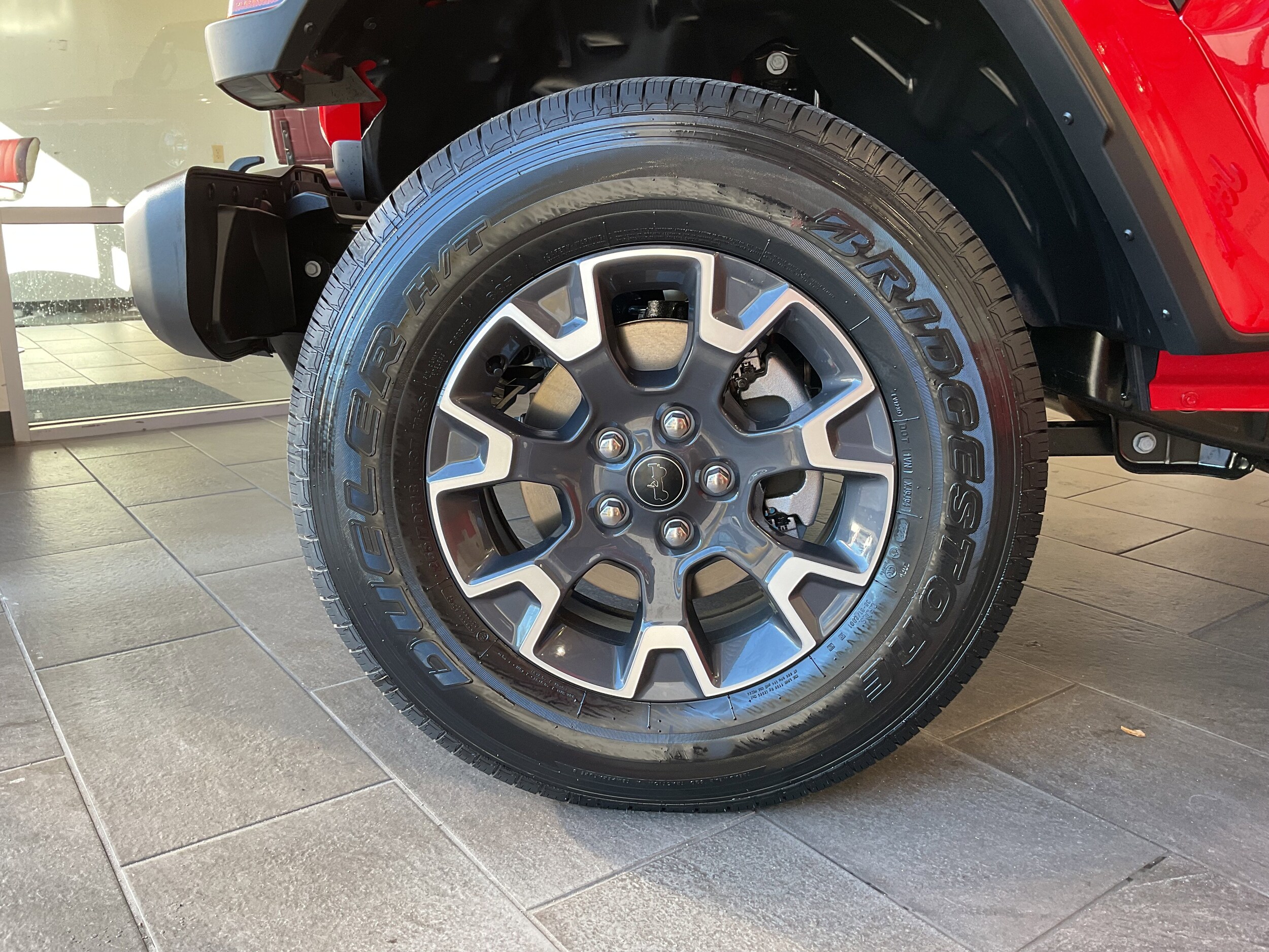 2025 Jeep Gladiator Sport S photo 4