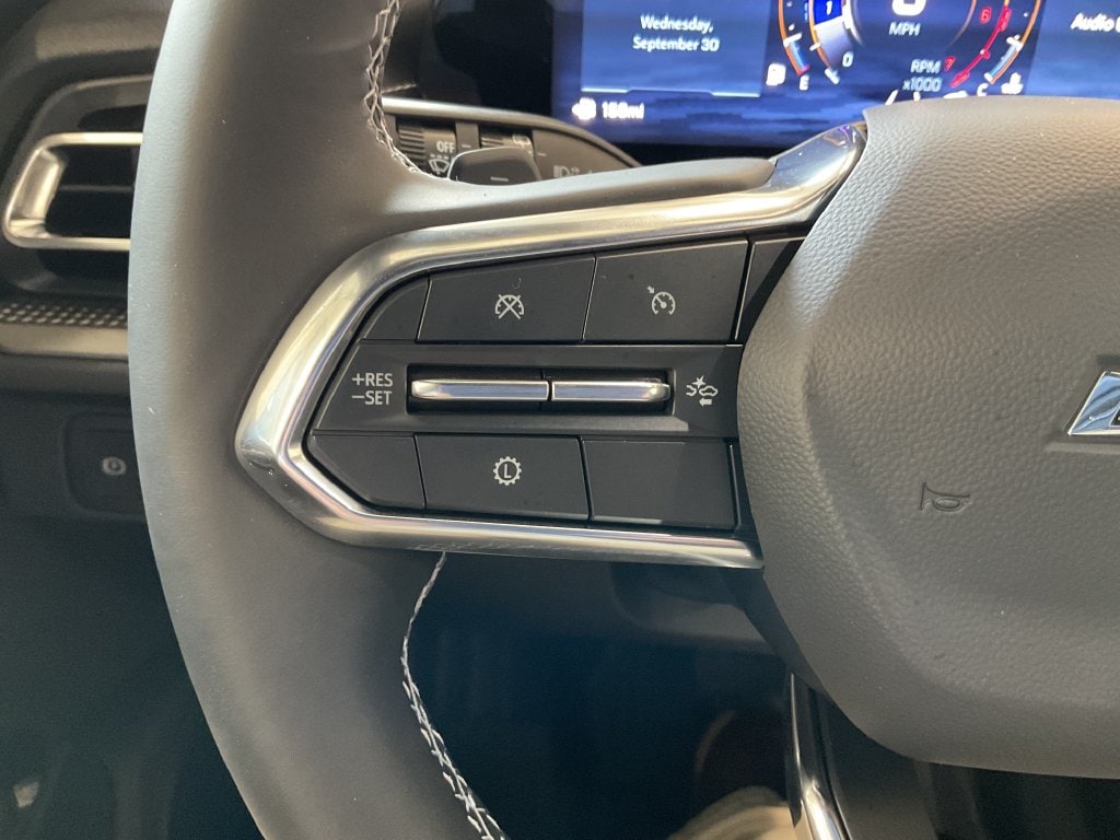 2027 Chevrolet Traverse LT - Photo 20