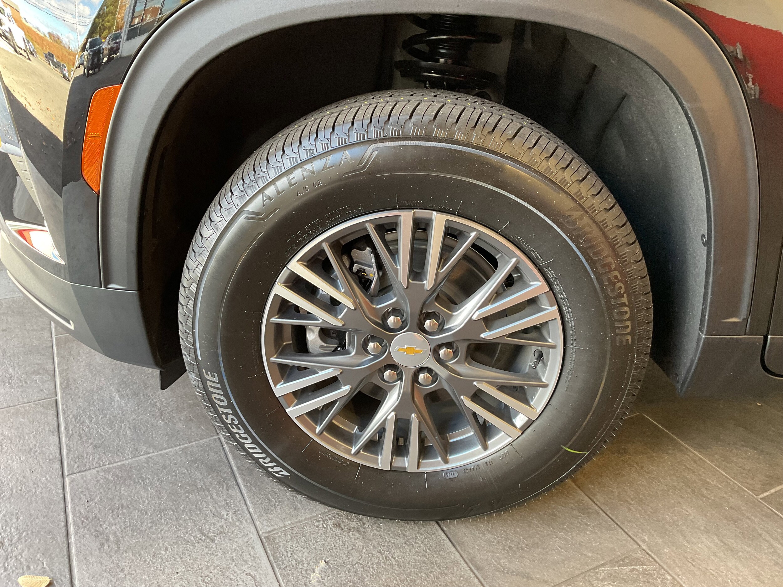 2026 Chevrolet Traverse photo 4