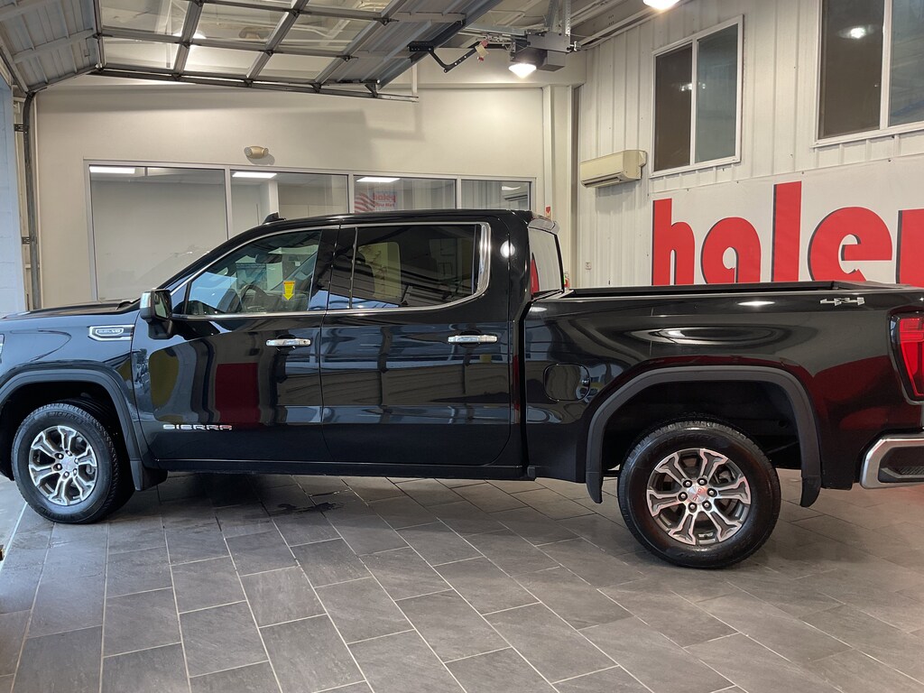Used 2024 GMC Sierra 1500 SLT Truck Crew Cab