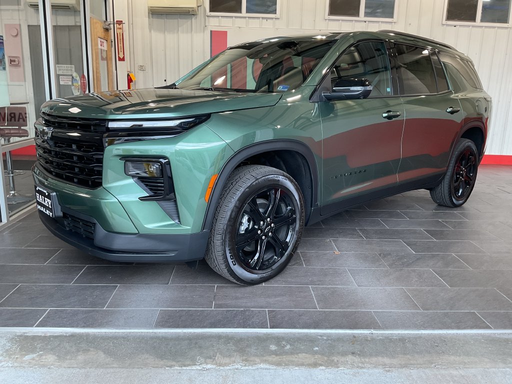 2027 Chevrolet Traverse LT SUV