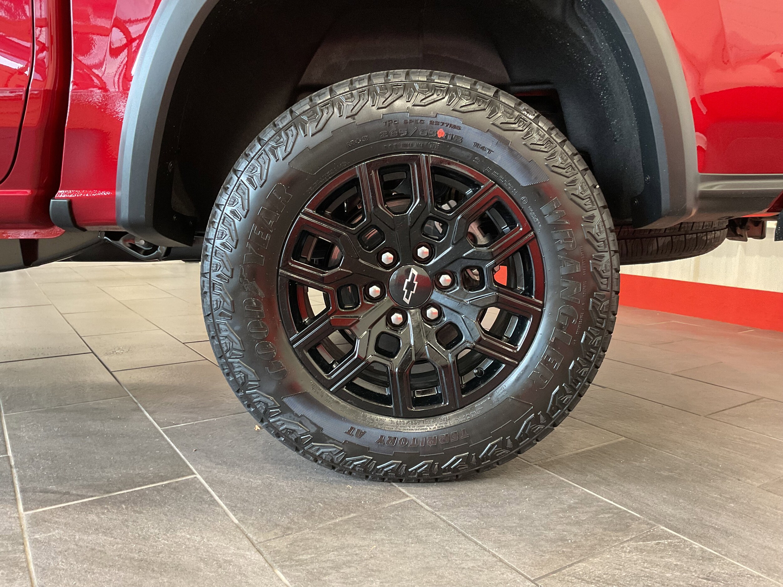 2026 Chevrolet Colorado Trail Boss photo 4