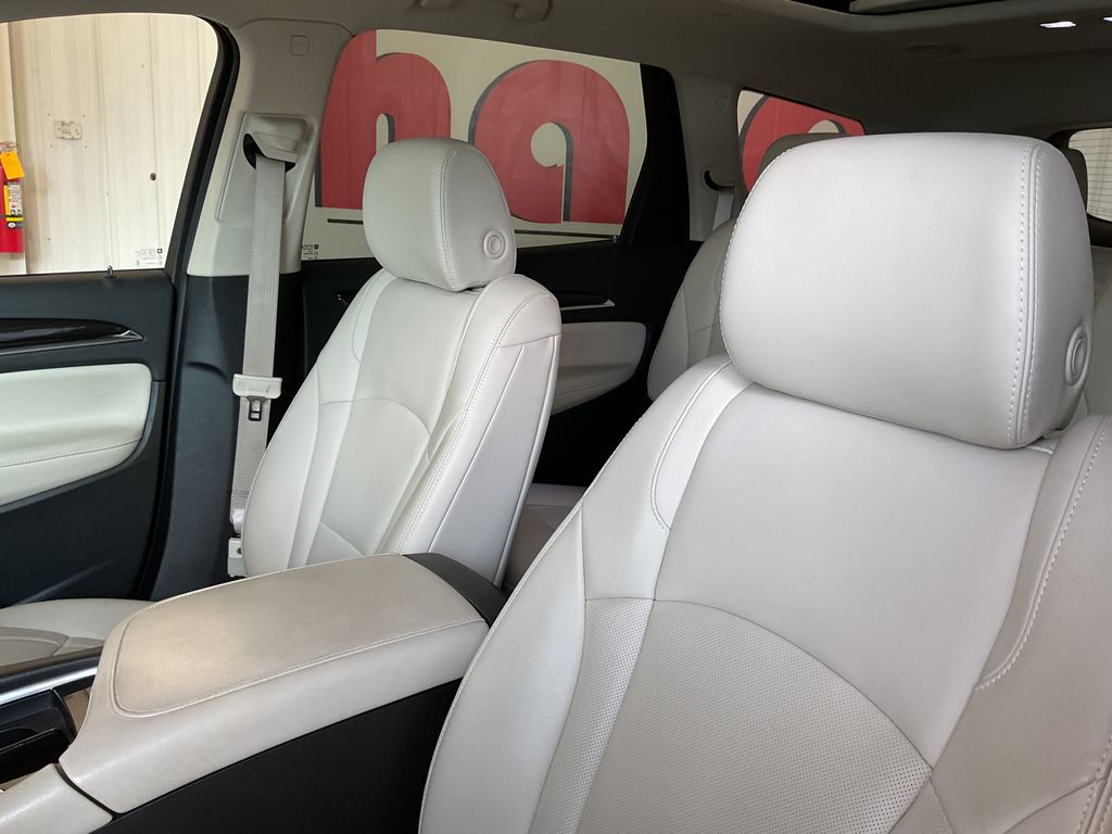 2023 Buick Enclave Essence - Photo 17