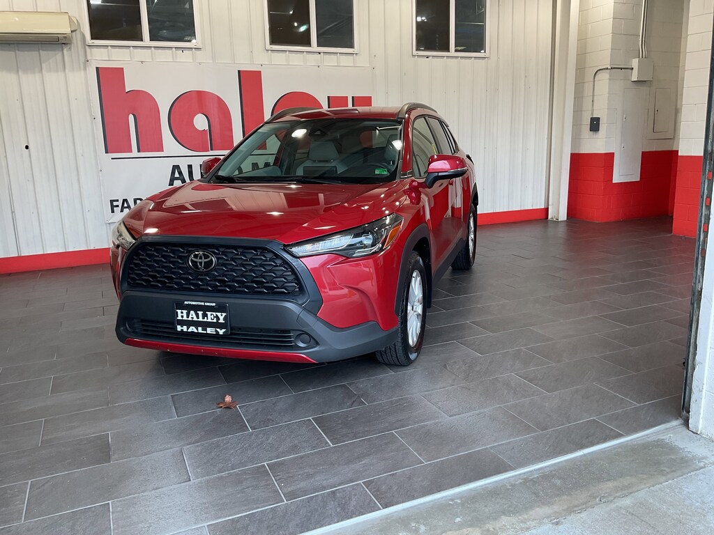 Used 2022 Toyota Corolla Cross LE SUV