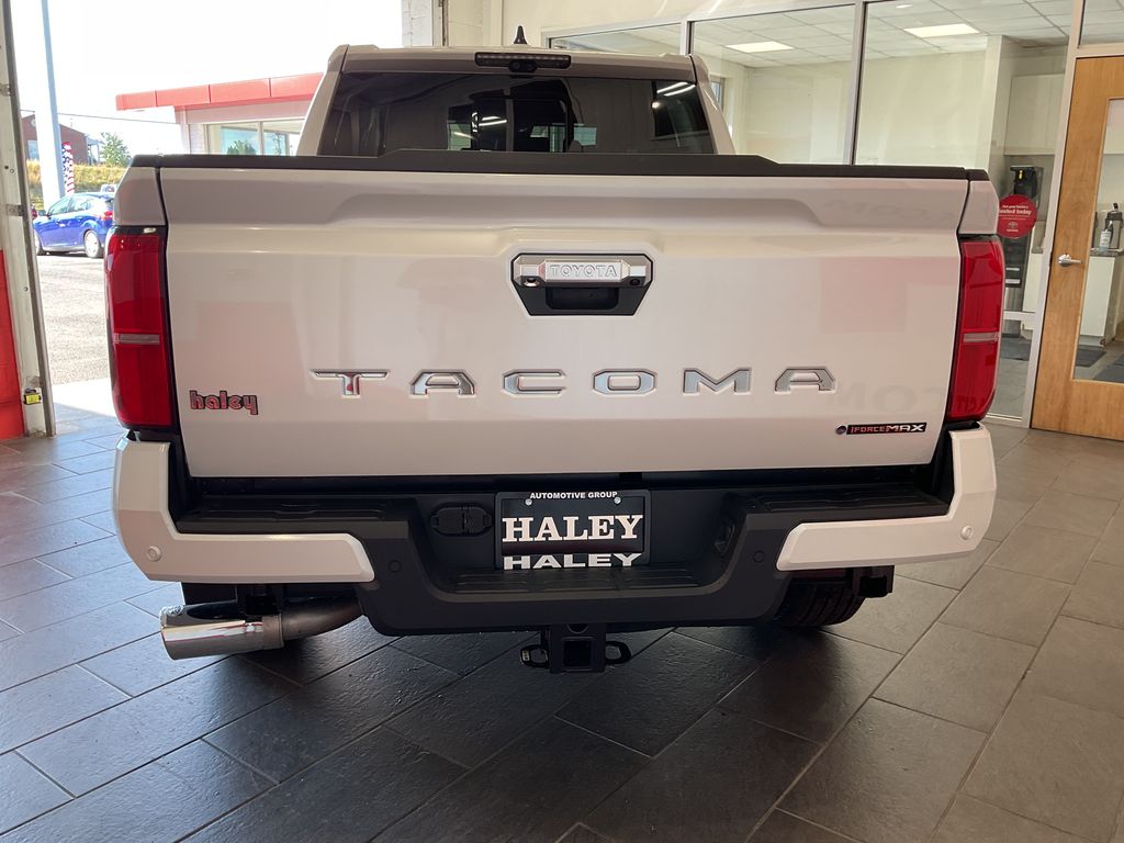 2026 Toyota Tacoma Limited - Photo 7